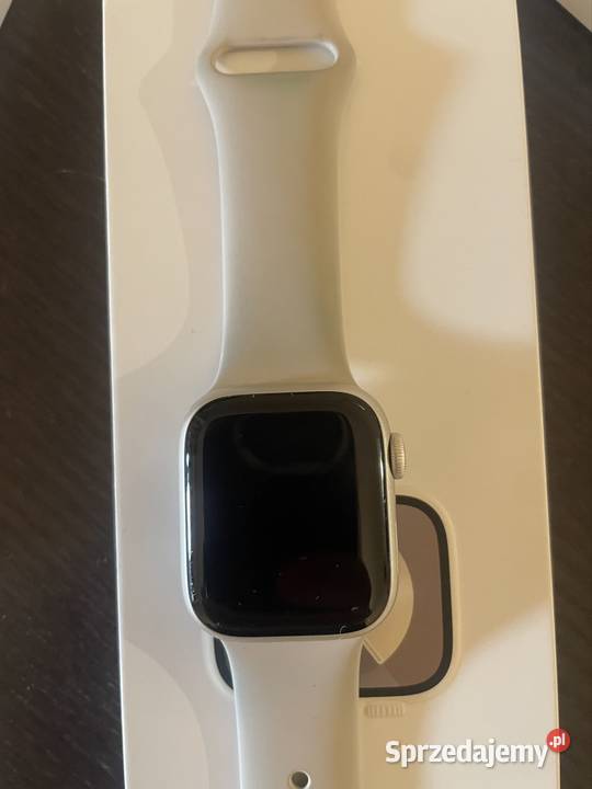 Apple Watch 9 GPS Cellular 41 mm księżycowa Marki