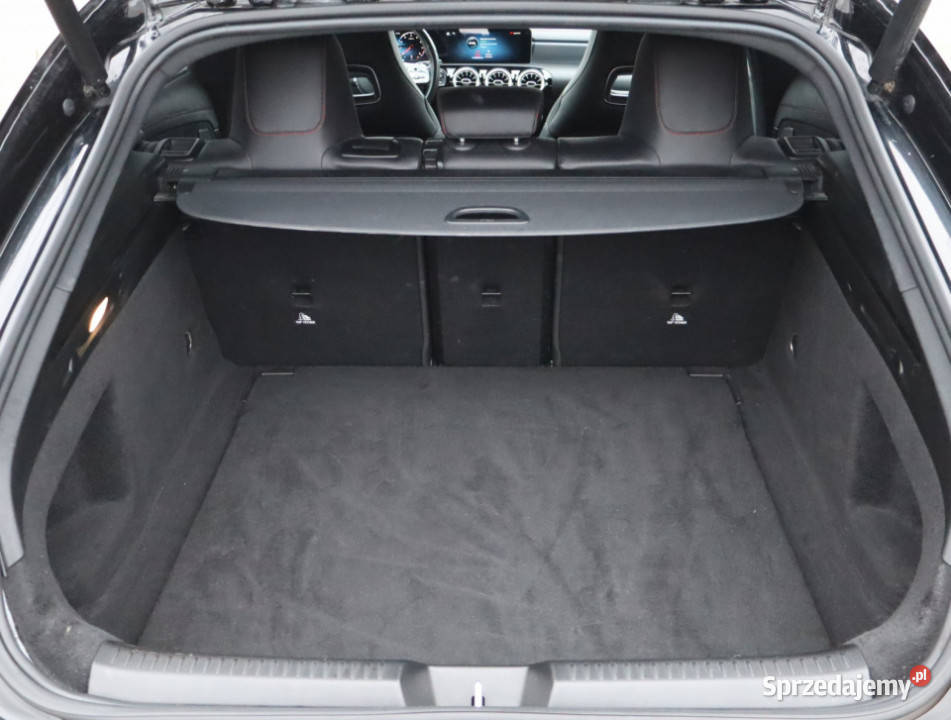 Mercedes CLA 200 120KM