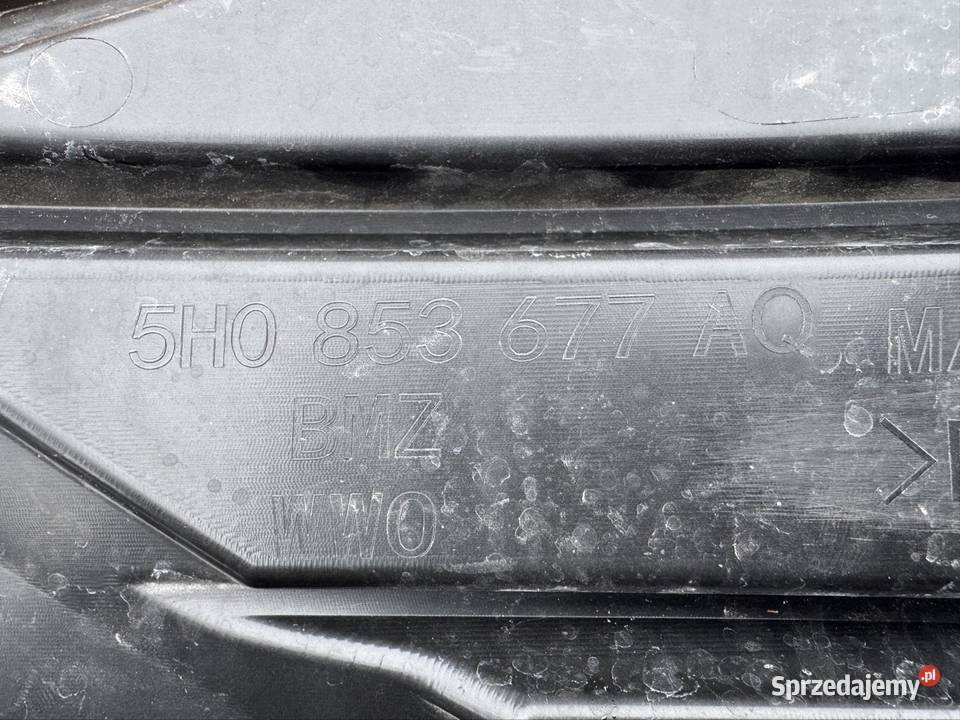 Środkowa kratka zderzaka przód vw golf 8 VIII Międzychód