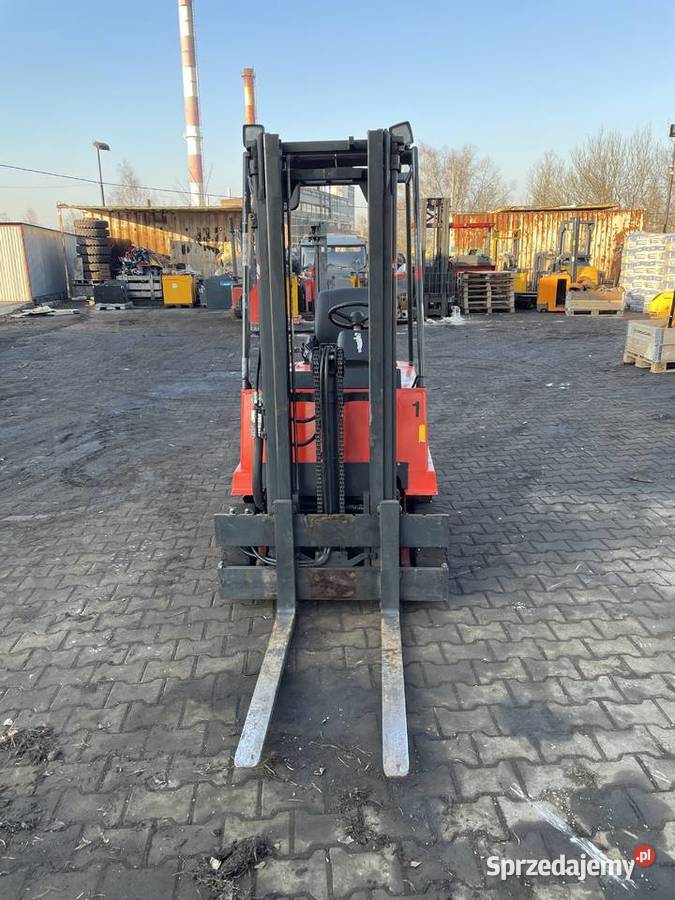 Linde E16P elektryczny maszt z wolnym skokiem Linde Katowice