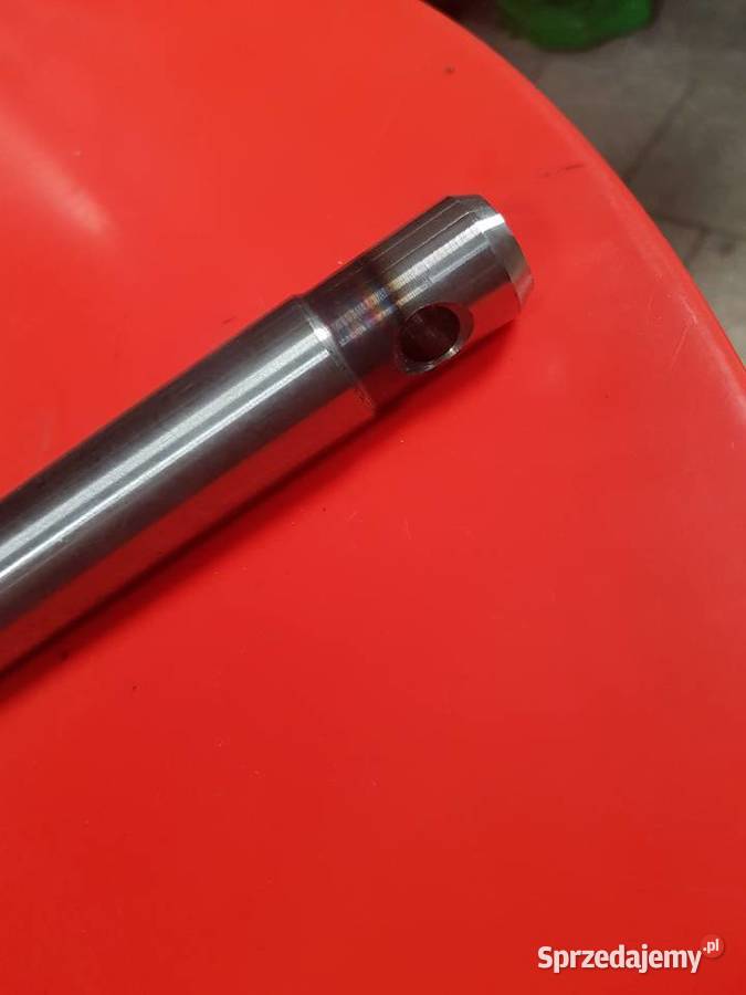 5116243 Wałek ramion podnośnika CNH ciągnik Sulechów sprzedam