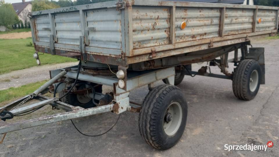 Przyczepa rolnicza d 47 nieuszkodzony
