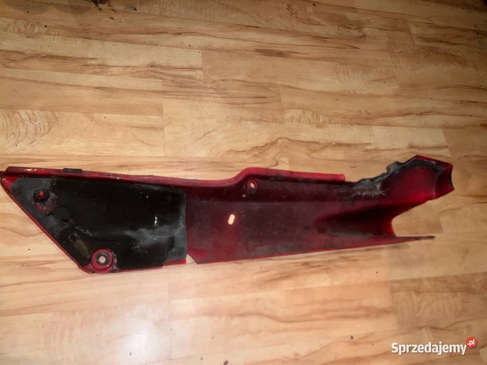 boczek zadupek prawy Honda VFR 750 F RC36