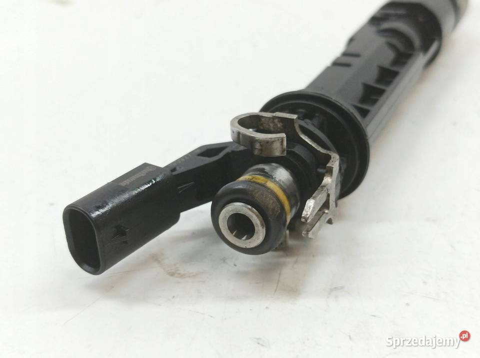 WTRYSKIWACZ A2020701000 166001525R 13 TCE Dacia
