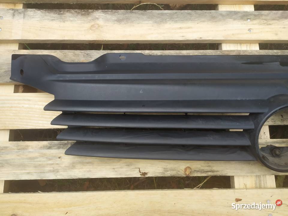 VW T4 lift atrapa grill przednia lift Rok produkcji 2000 Atrapy łódzkie Starowa Góra
