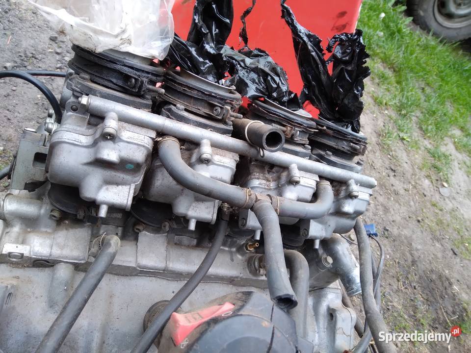 Honda CBR 900 RR 919 RR SC33 1997 gaźnik lagi Samochody na części Wiązów