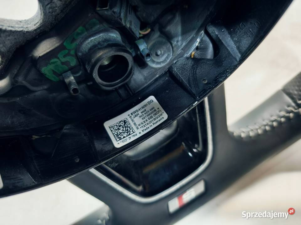 KIEROWNICA SKÓRA PIKOWANA S LINE ŚCIĘTA AUDI A4 Przystajń