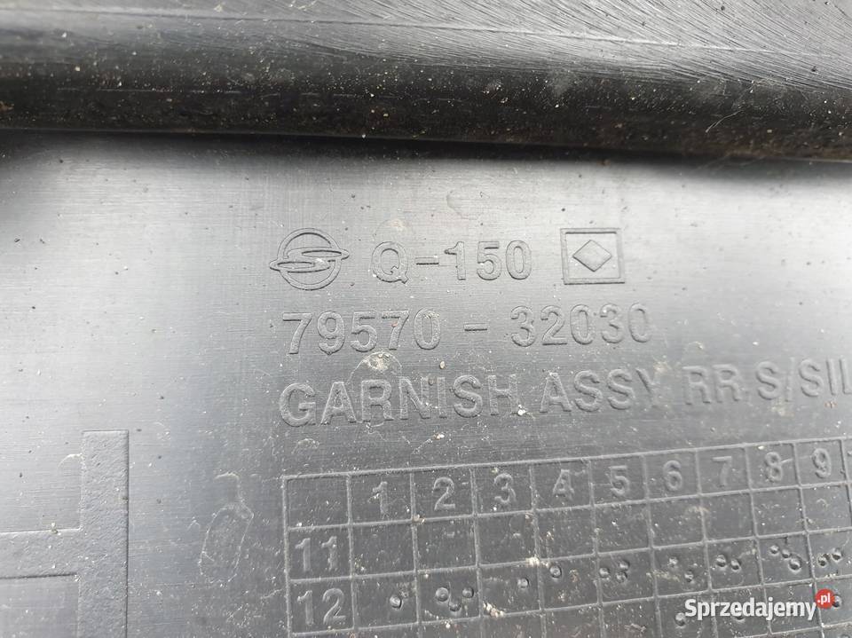 SsangYong Korando III sports LISTWA PROGOWA lewa osobowe