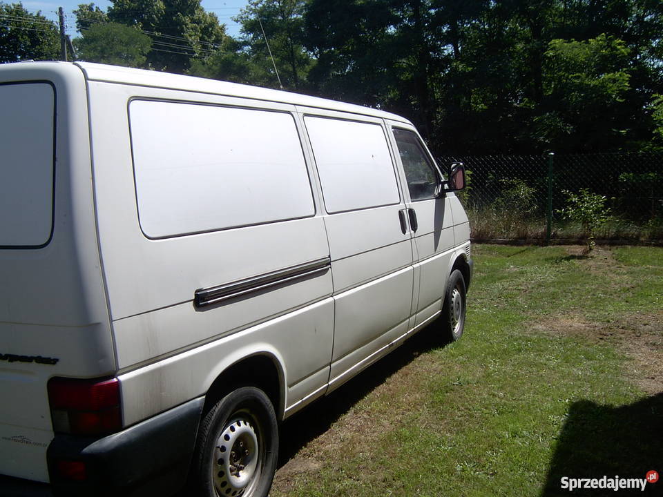 Do sprzedania VW Transporter T4 19 TDI blaszak Rok produkcji 1997 Oborniki Śląskie sprzedam