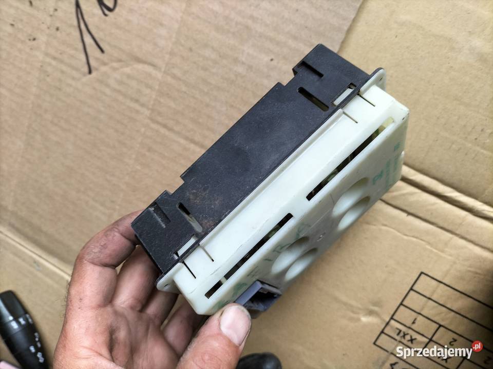 Opel Zafira A Lift Wyświetlacz EKRAN 13106242 Wyposażenie wnętrza Kamień-Kolonia