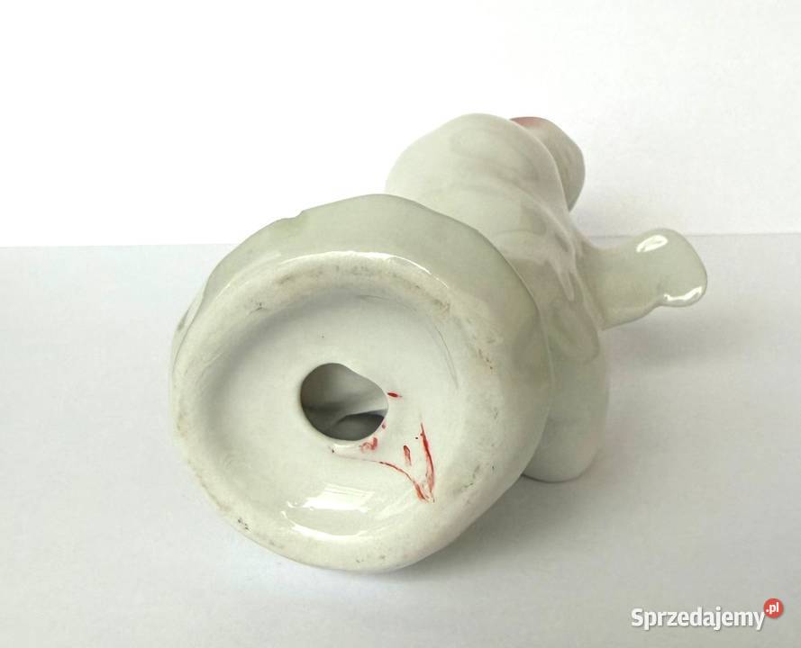 Porcelanowy kurczak pisklę figurka Curtea de