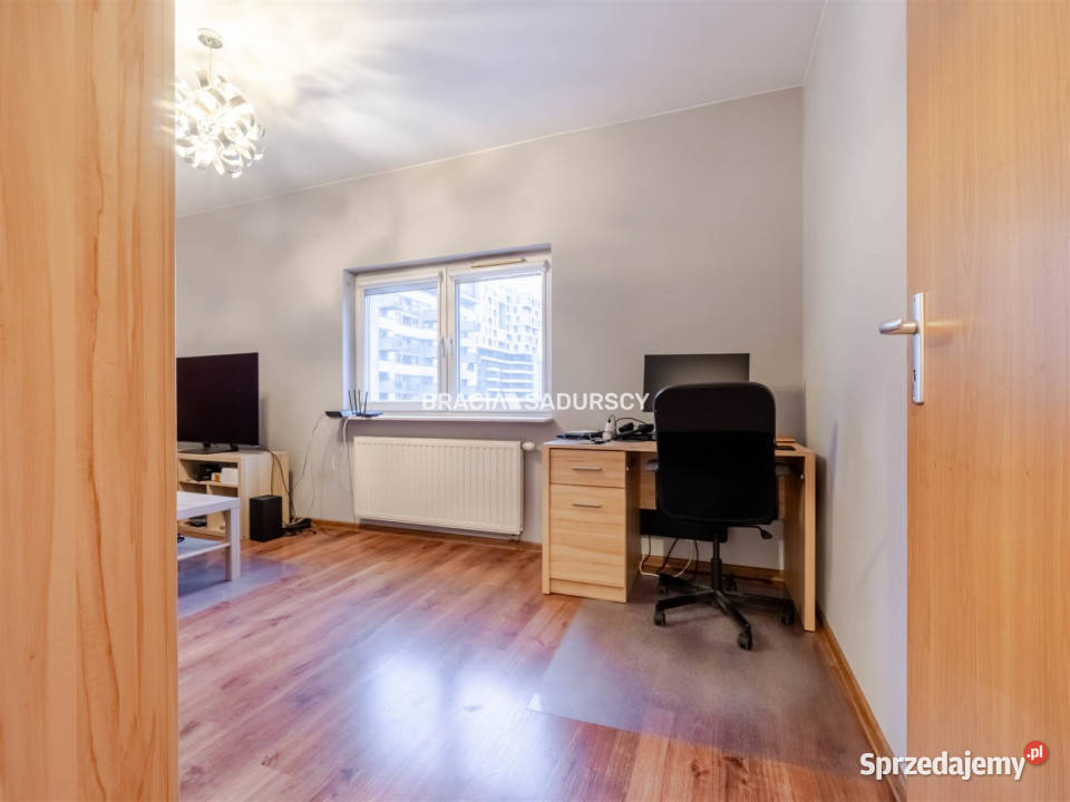 Mieszkanie Kraków 851m2 4 pokoje blok