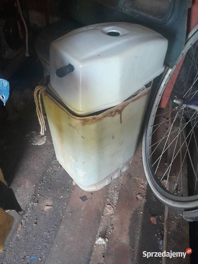 Silnik Salut Stare Pole