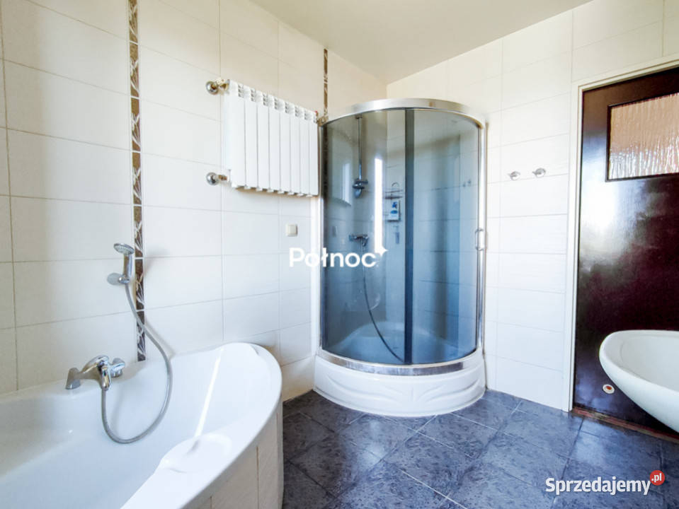 Przestronny dom Komarów Dolny 240m2 sprzedam