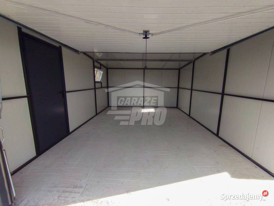 Garaż płyta warstwowa 4x6 brama uchylna 24m2 Braniewo
