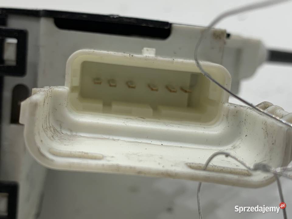 ZAMEK DRZWI LEWY PRZÓD FIAT SCUDO II Van minibus sprzedam