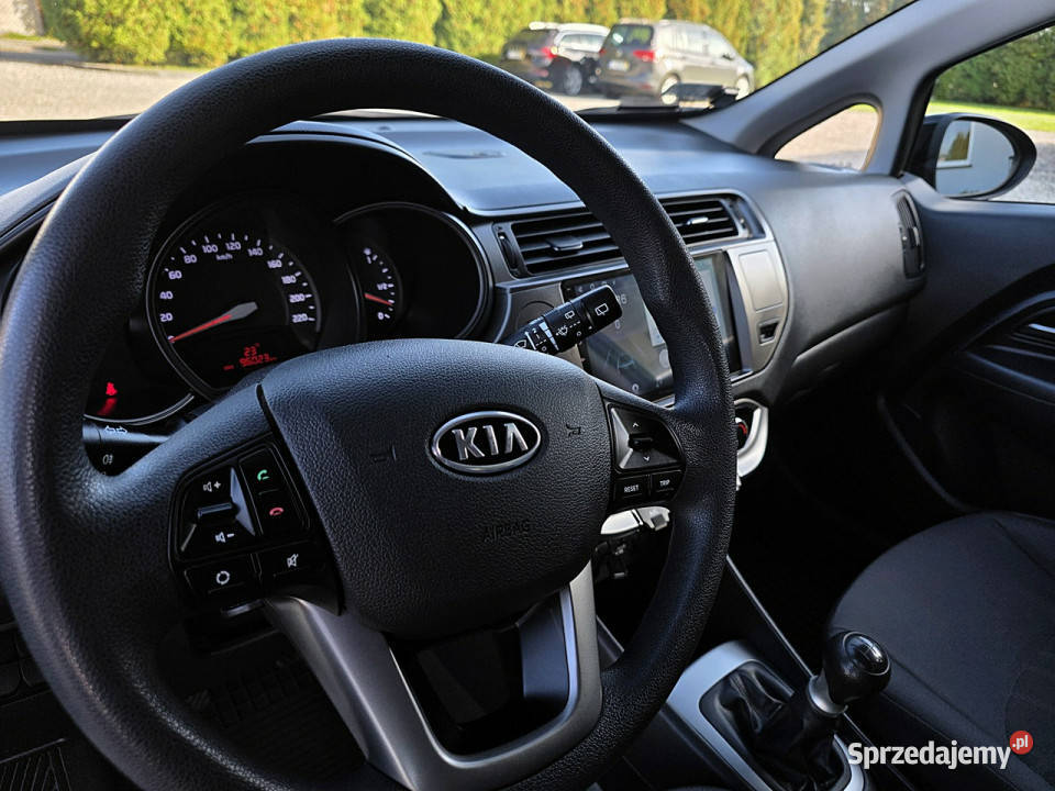 Kia Rio nawigacja dodatkowy komplet opon III ASR (kontrola trakcji) Rydułtowy