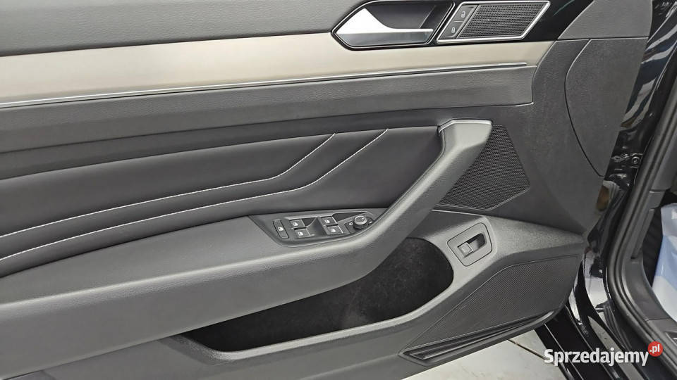 Volkswagen Passat Variant 20 TDI EVO Elegance Z Warszawa