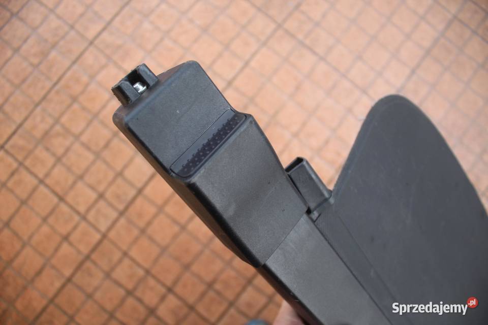 ROLETA BAGAŻNIKA FORD MONDEO MK4 KOMBI