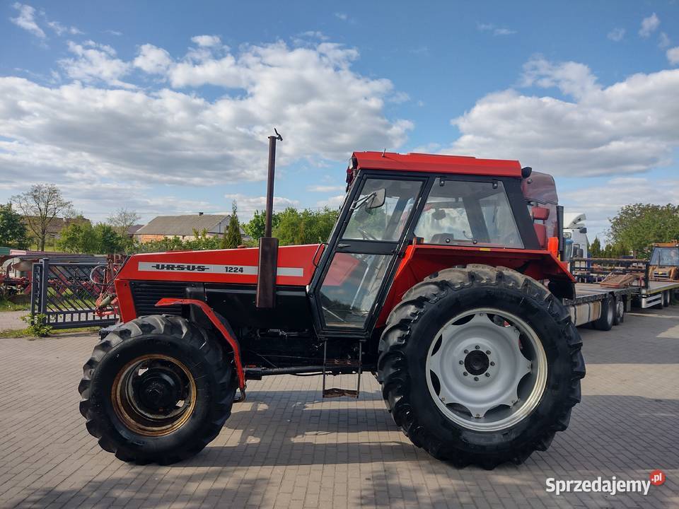 Ursus 1224 sprowadzony wersja eksportowa 820 Sośno