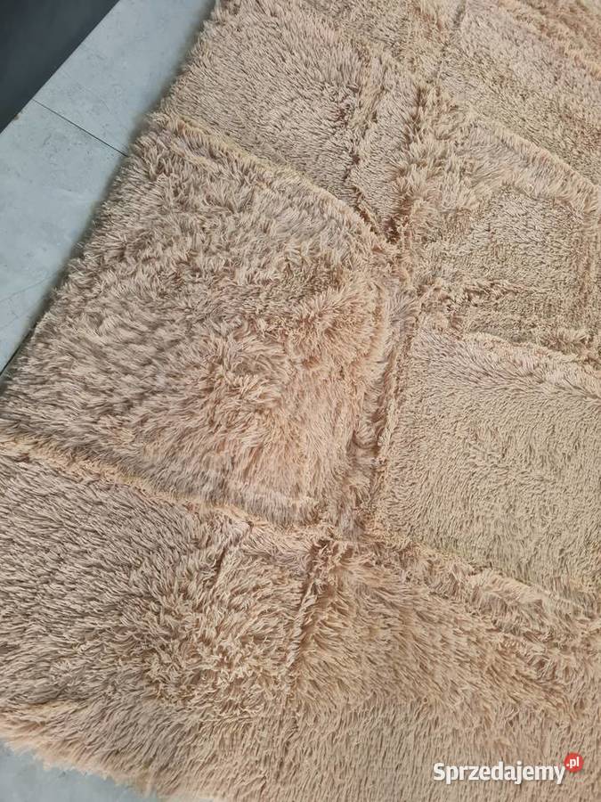 Nowy dywan 240x3 m podkarpackie sprzedam