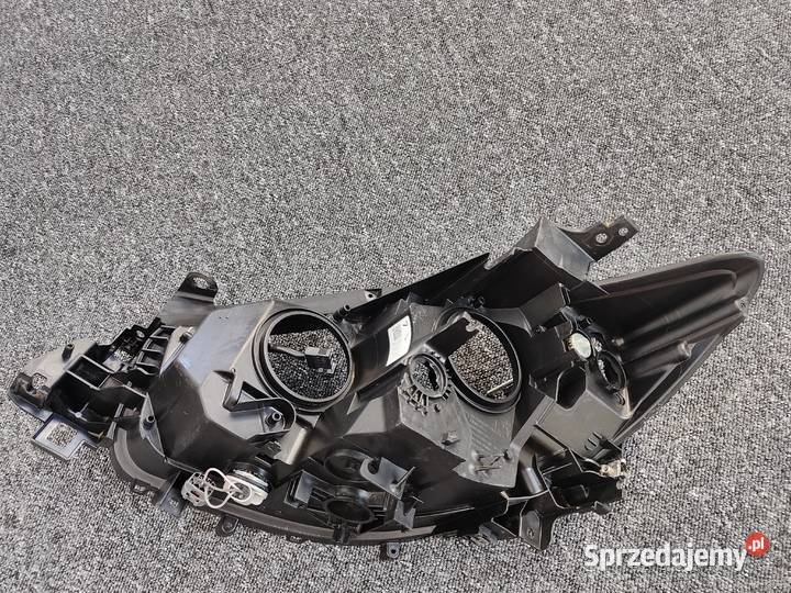 Obudowa reflektora MAZDA CX 5 prawa H11 oryginał Kielcza sprzedam