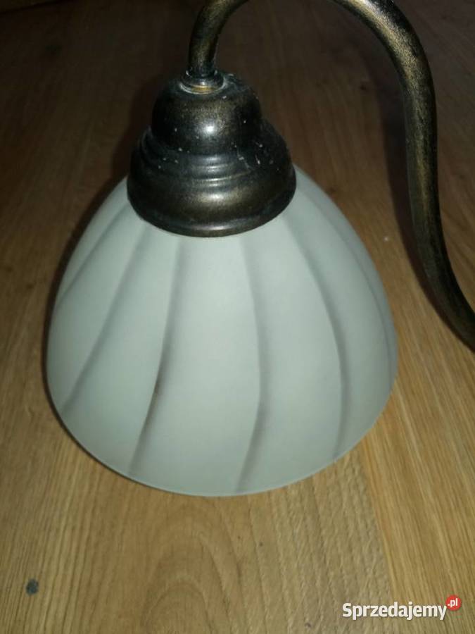 Żyrandol rodem z PRL u Vintage Zawiercie