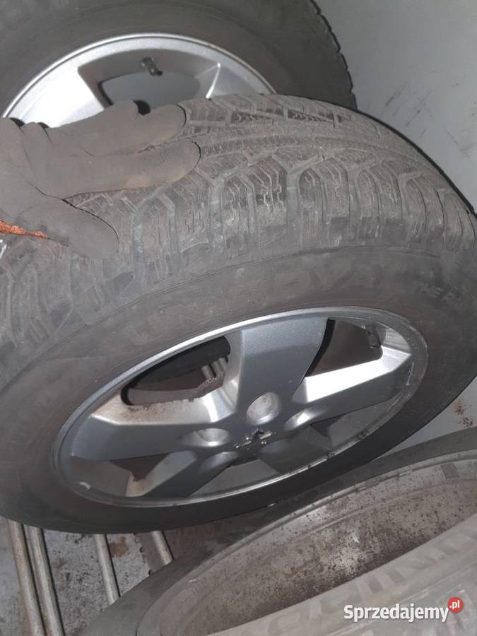 Koła z felgami opony zimowe Peugeot R16 205 60 Warszawa