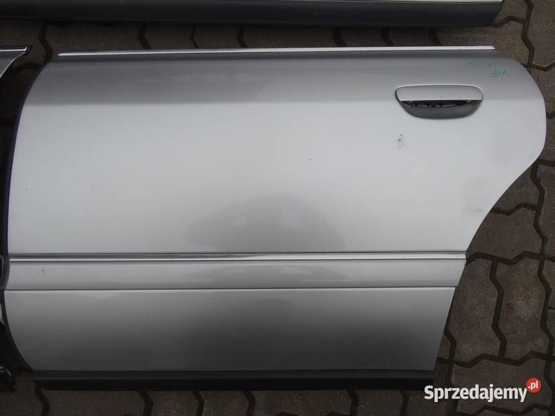 AUDI A8 D2 9902 DRZWI TYLNE LEWE LEWY LY7W Przemęt sprzedam