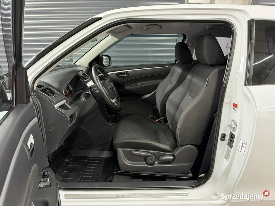 Suzuki Swift Bezwypadkowy 1WŁ Super stan Navi