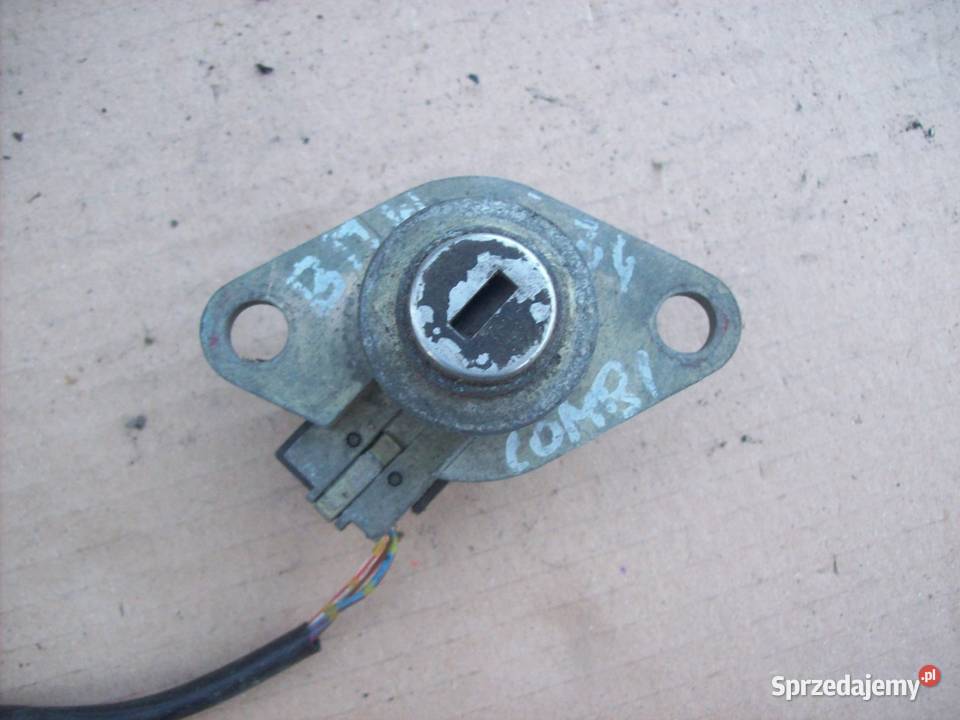BMW E34 Kombi Zamek tylnej klapy bagaznika mazowieckie Mińsk Mazowiecki