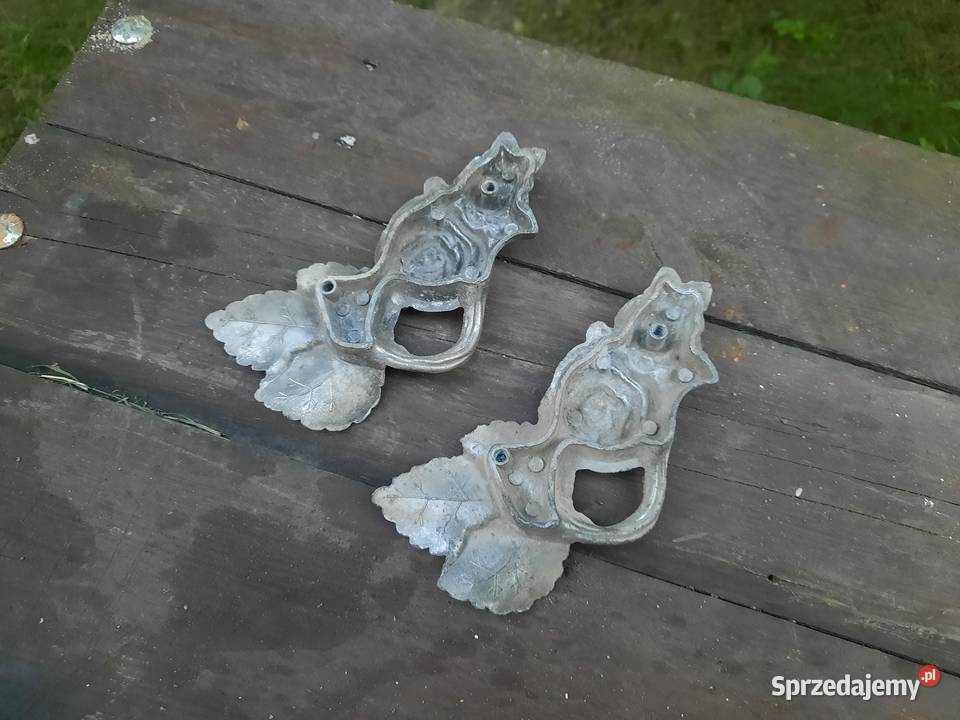 Róża aluminiowe uchwyty do tacy PRL Sieradz sprzedam