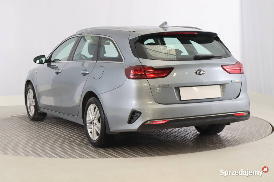 Kia Ceed 16 CRDi MHEV asystent pasa ruchu śląskie