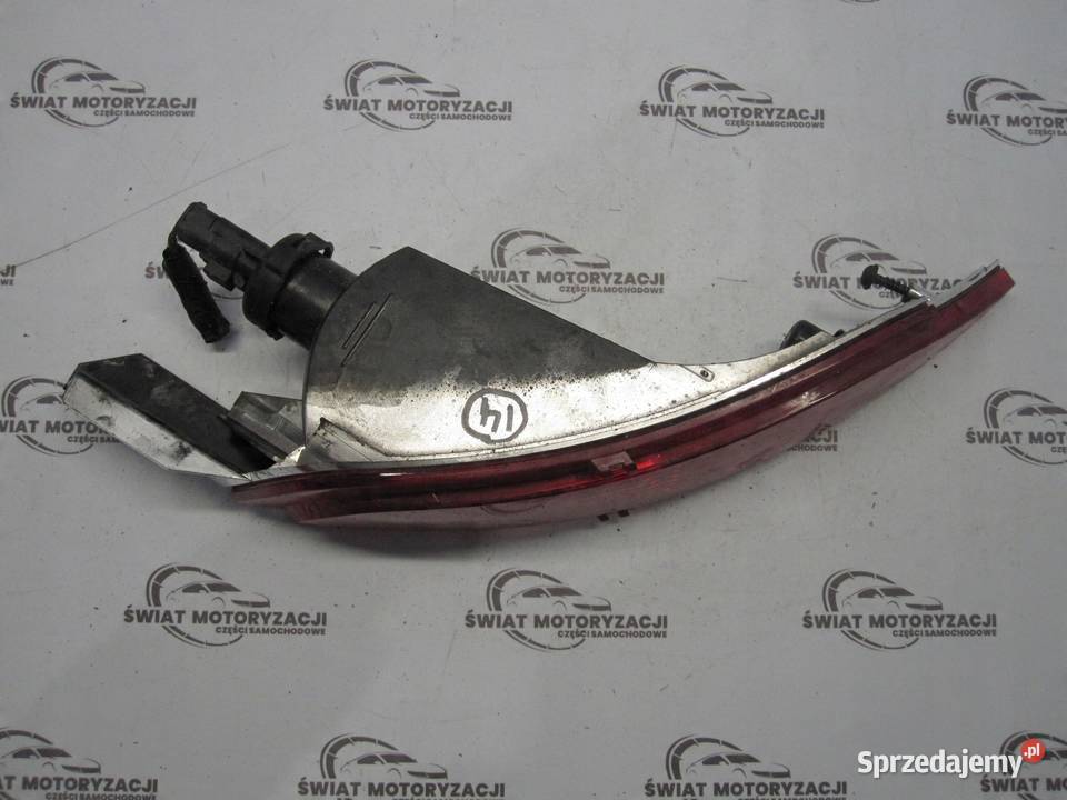 FORD FIESTA MK7 VII lampa prawa tył 8A6115K272AD