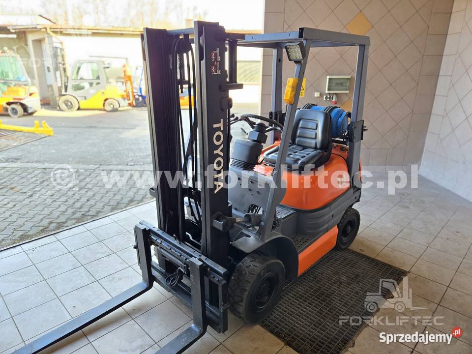 Wózek Widłowy TOYOTA 6FG14 Wózki Widłowe TOYOTA Lędziny