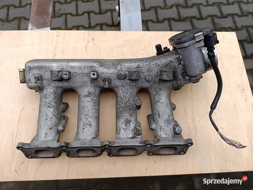 Audi TT 18 225 kolektor ssący osobowe