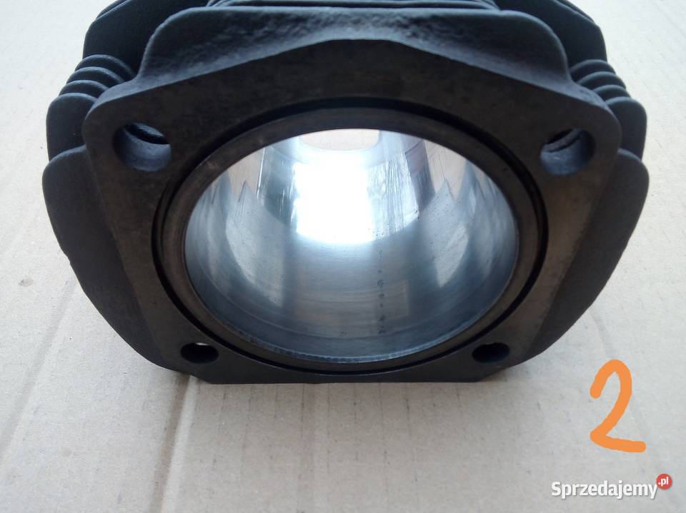 Cylindry Tłoki 650 Fiat 126p