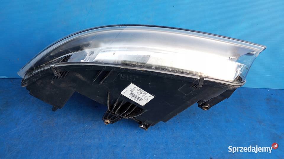 LAMPA PRAWY PRZÓD REFLEKTOR EU VOLKSWAGEN PASSAT