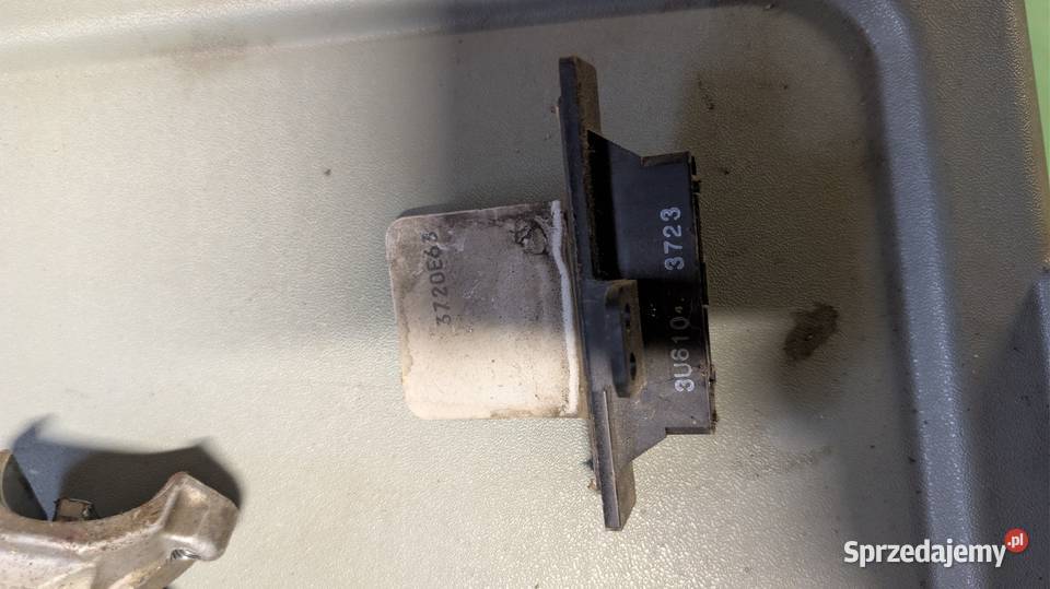 Nissan Terrano 2 opornik dmuchawy nawiewów Gorzów Wielkopolski sprzedam