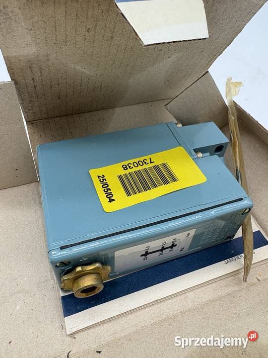 Telemecanique XMJA0037 Presostat 0435bar sprzedam