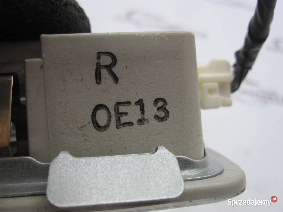 QASHQAI I J10 10r lampka podsufitki Kielce