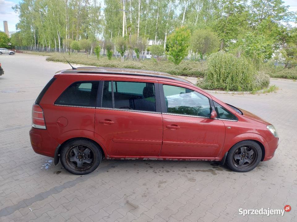 Opel Zafira 22 dairect benzyna 150 7 Osobowy Rok produkcji 2006 Rawa Mazowiecka sprzedam