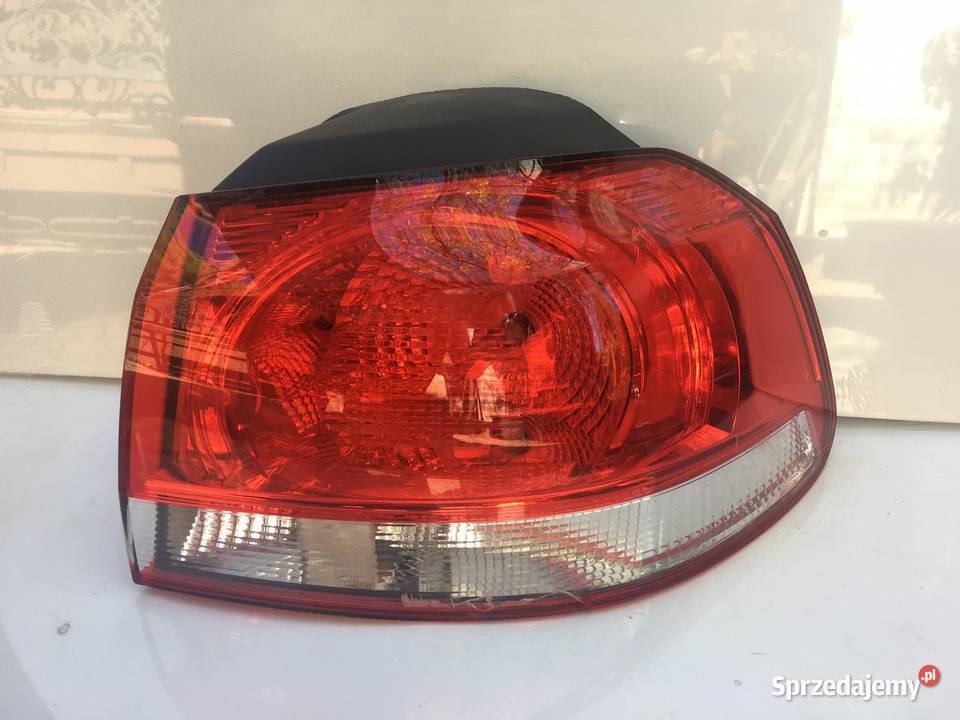 VW GOLF 6 PRAWA LAMPA  TYŁ Lampy tylne