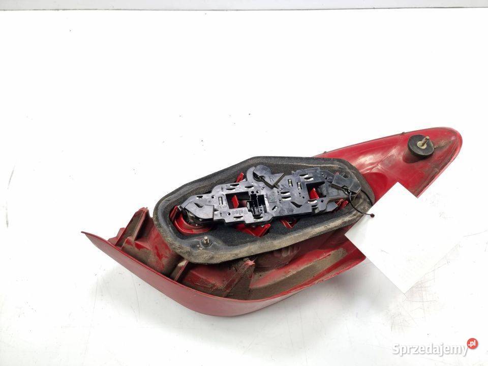 LAMPA PRAWA TYŁ PEUGEOT 307 Lipno sprzedam
