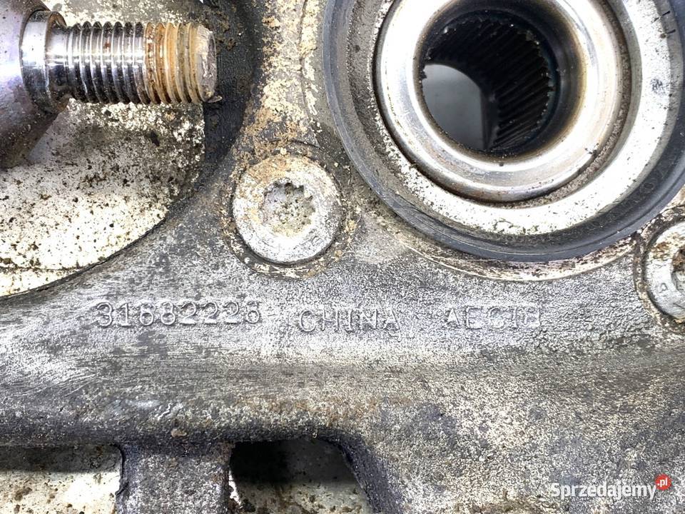 ZWROTNICA PRAWY PRZÓD VOLVO S90 II 20 303