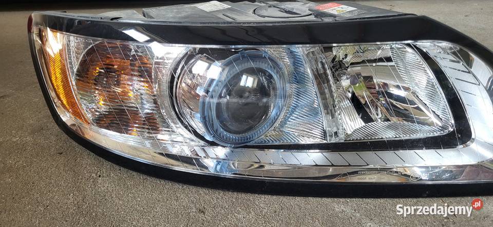Lampy volvo v50 xenon Narol