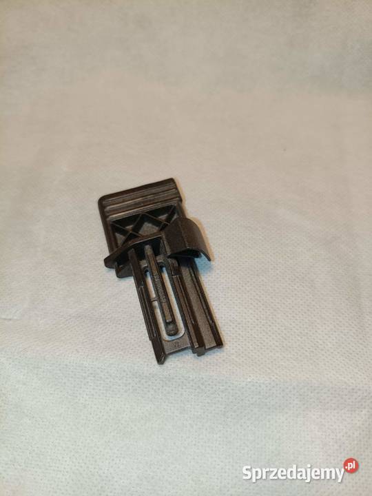 Ślizg rolety bagażnika LEWY Opel Insignia kombi osobowe małopolskie Andrychów