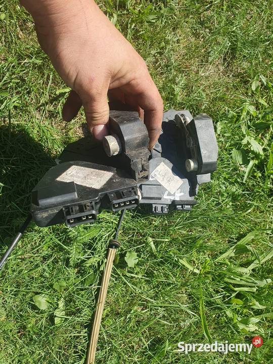 Zamek drzwi przednich lewych kierowcy Volvo s70
