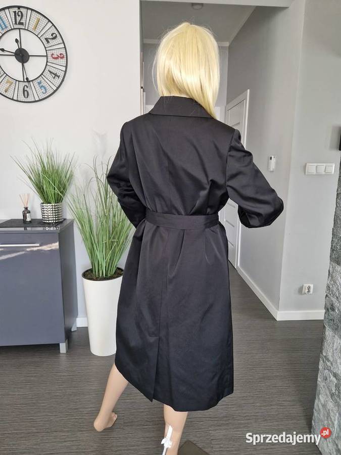 Klasyczny czarny płaszcz trencz marki Solar zachodniopomorskie Nowogard