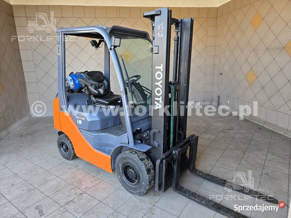 Wózek widłowy TOYOTA 8FGF18 wolny skok 8FG18